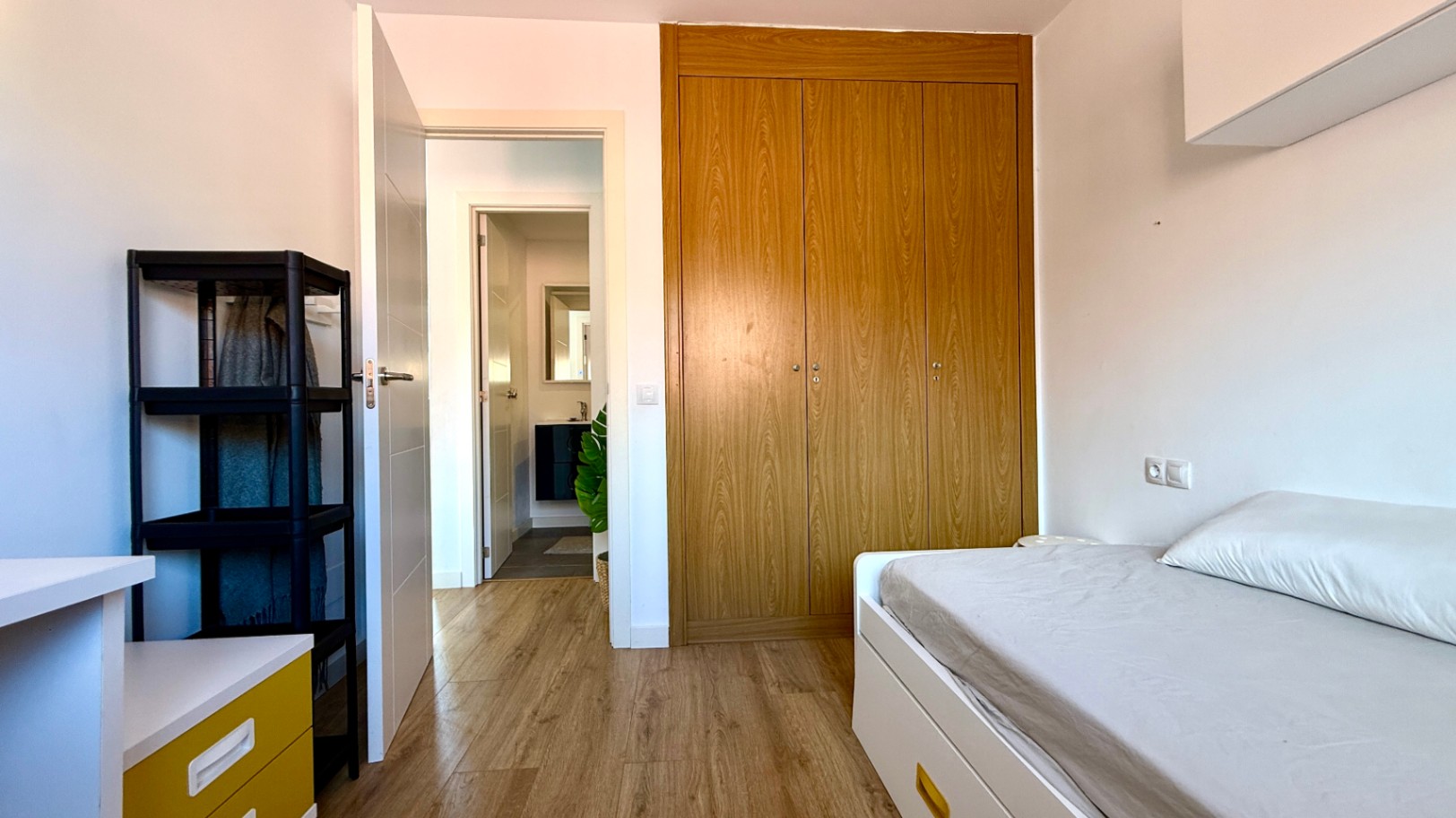 240926 - Port Andratx appartement 2 chambres vue latérale sur la mer