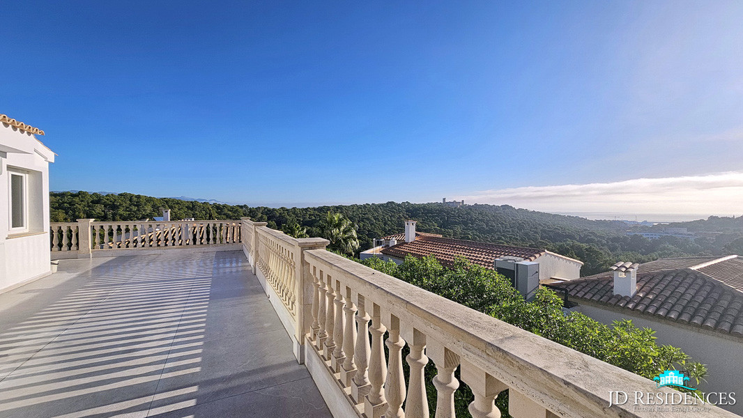 Gênes Palma Villa entièrement rénovée avec vue sur la mer